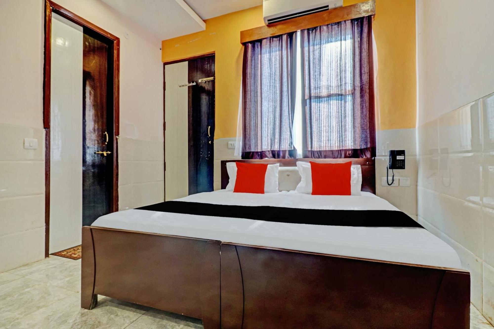 Capital O Kanha Resort Sikandra Rao Ngoại thất bức ảnh